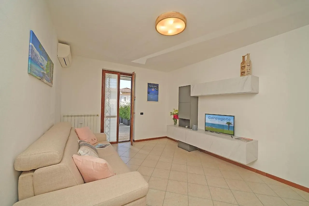 Apartment Appartamento Chiaretto - Gardagate Moniga del Garda