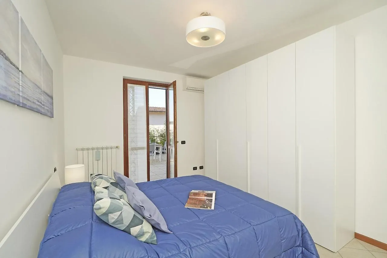 Apartment Appartamento Chiaretto - Gardagate Moniga del Garda Italy
